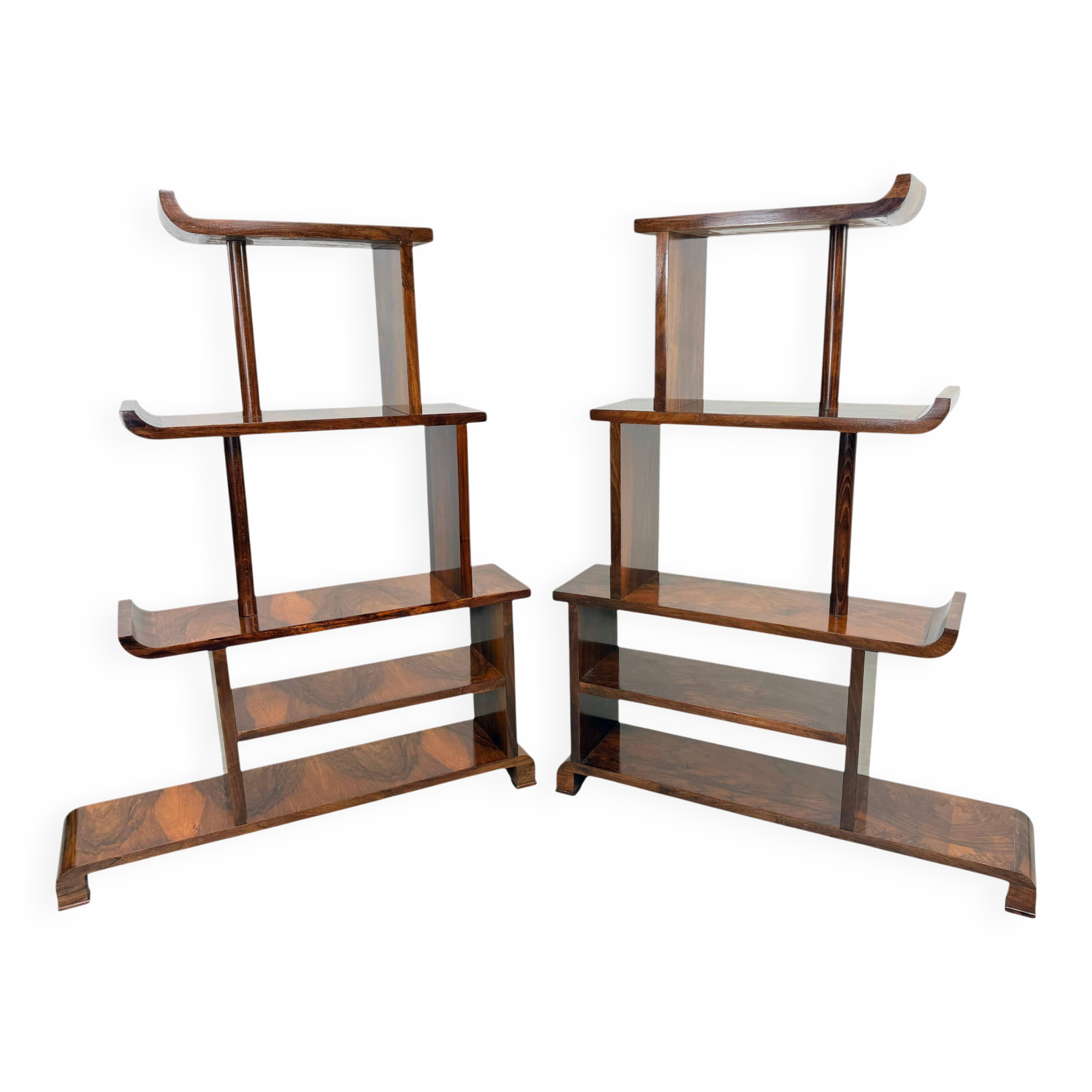 Paire de rares étagères à gradins / séparateurs de pièces de style Art Déco ancien