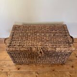 Trunk in very good condition