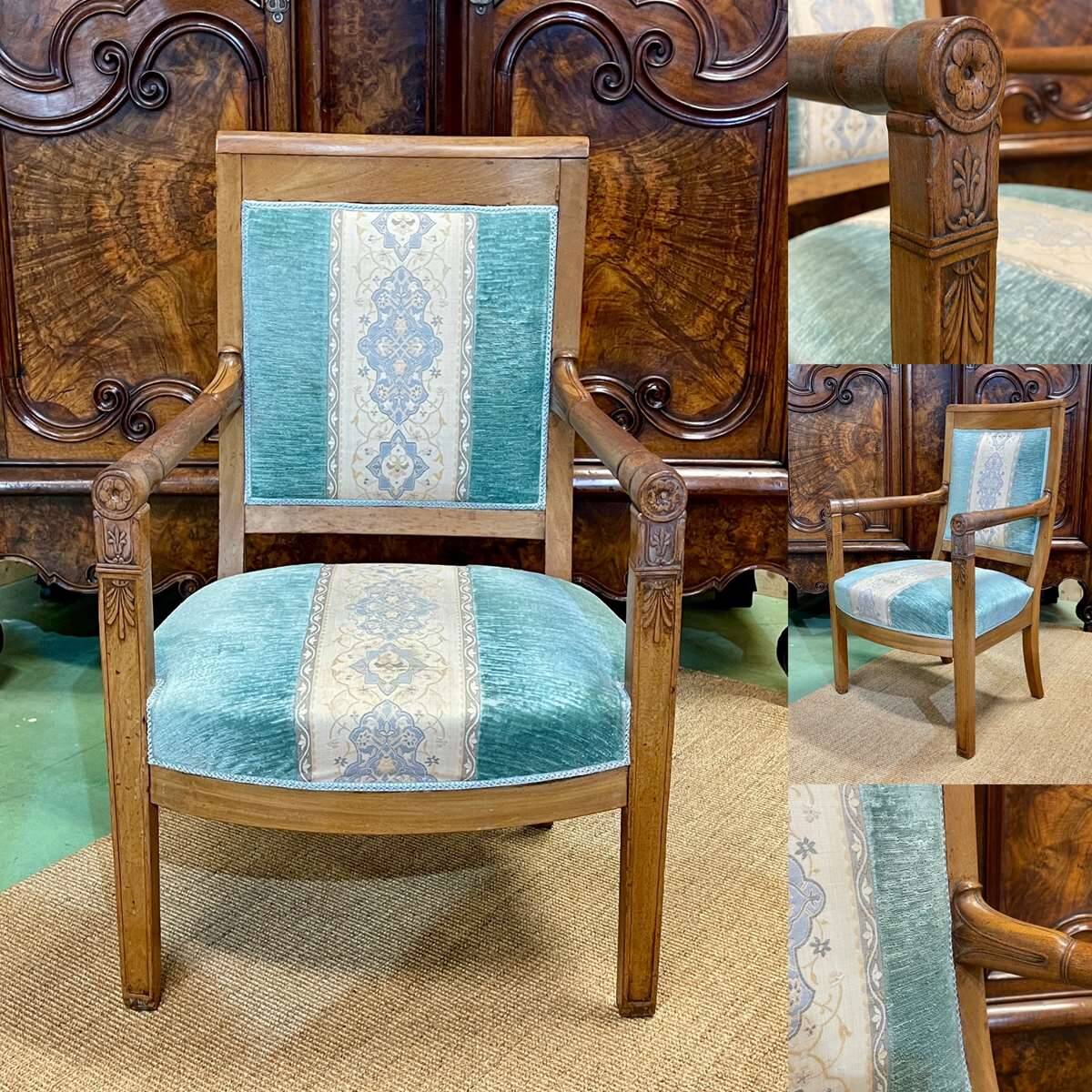 Restoration period armchair in walnut from the 19th century