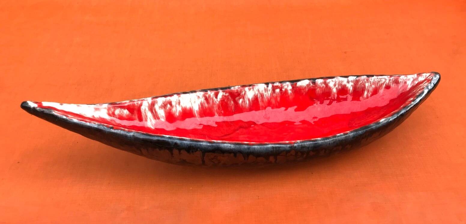 1960s large fruit bowl/centrepiece "Pirogue" Vallauris style