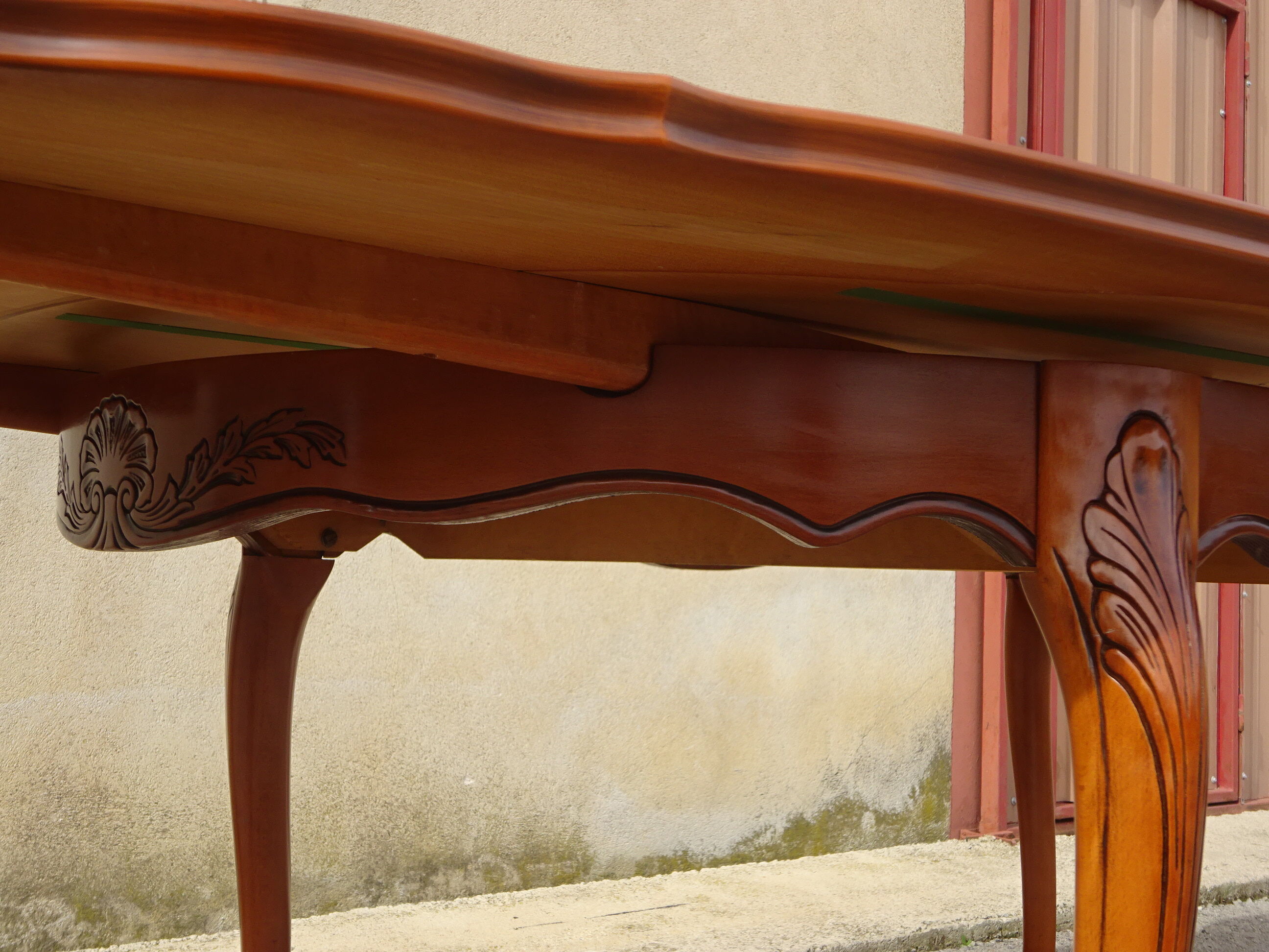 Large oval table in Louis XV style