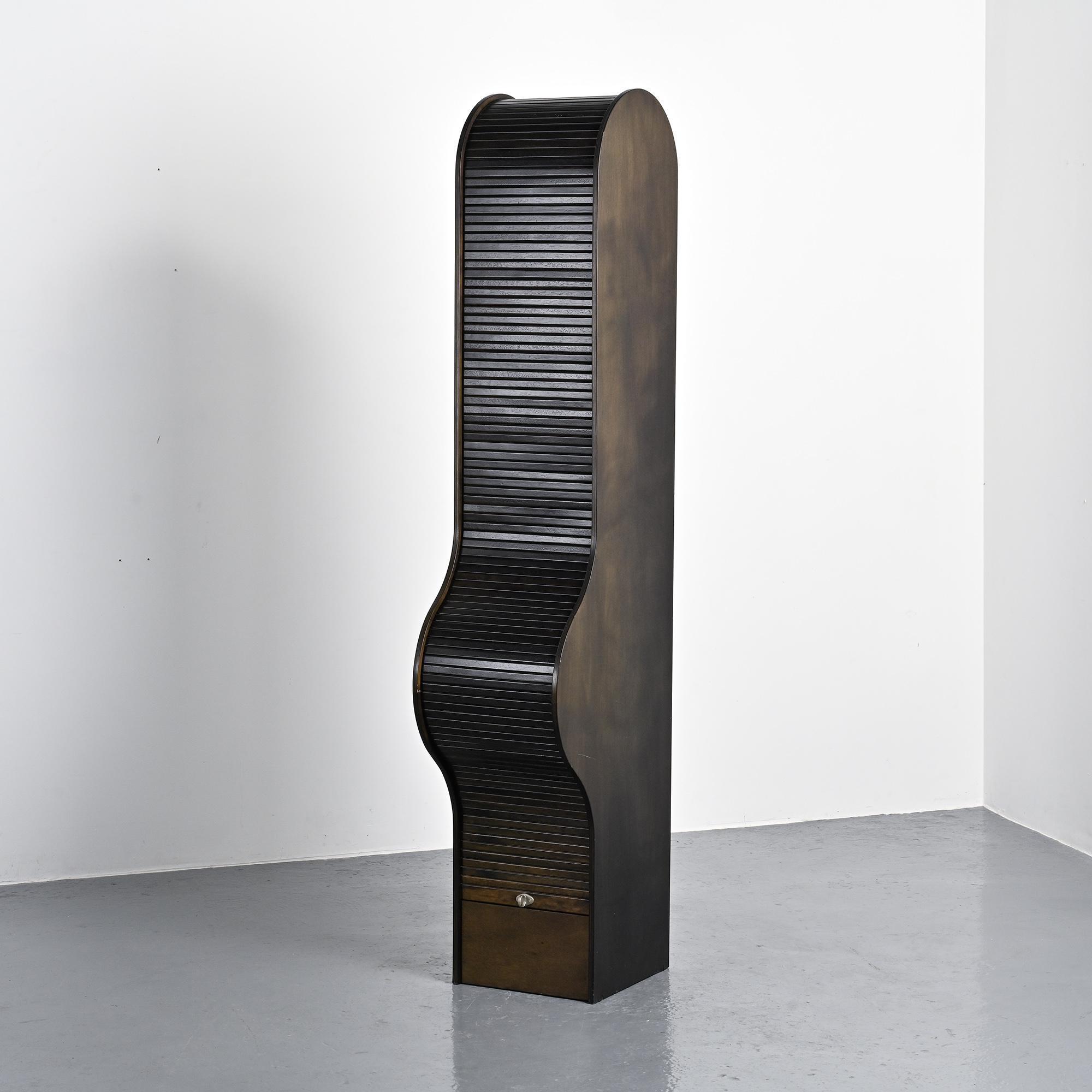Jalousie secretary 5822 by Klaus Vogt for Thut Möbel, circa 1970.