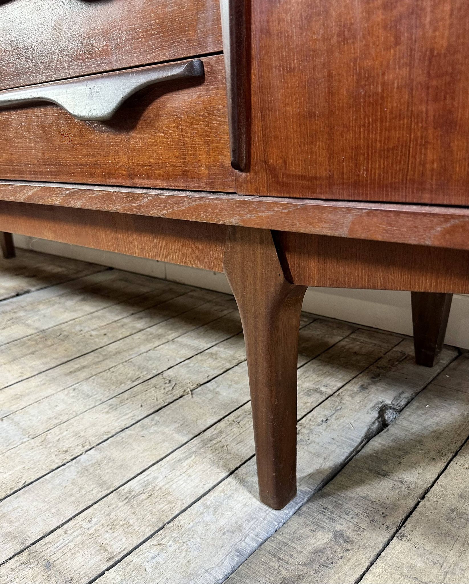 Vintage teak sideboard by Jentique furniture 1960
