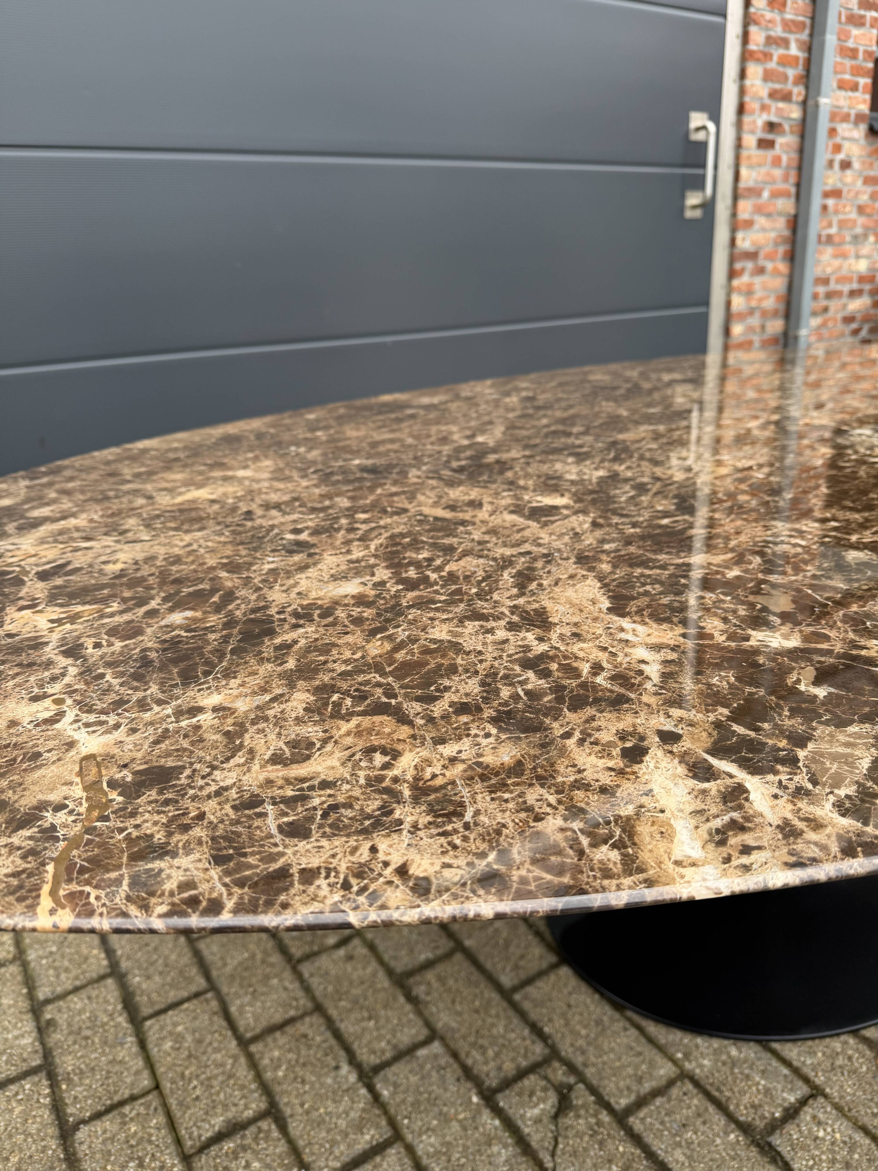 Original oval dining table Knoll Tulip (244cm) Emperador