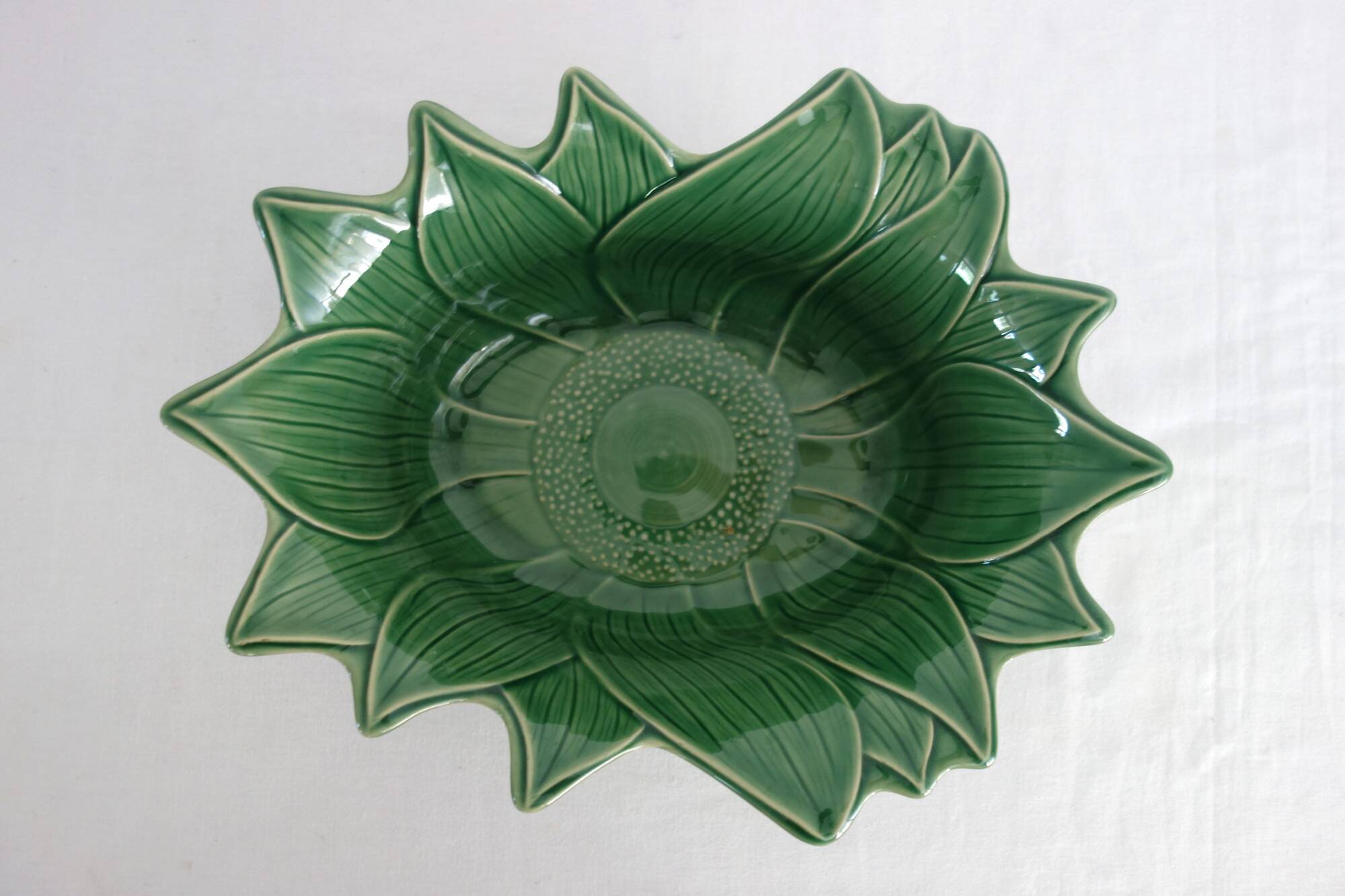 Ceramic hollow dish, sunflower model, vintage Appolia brand