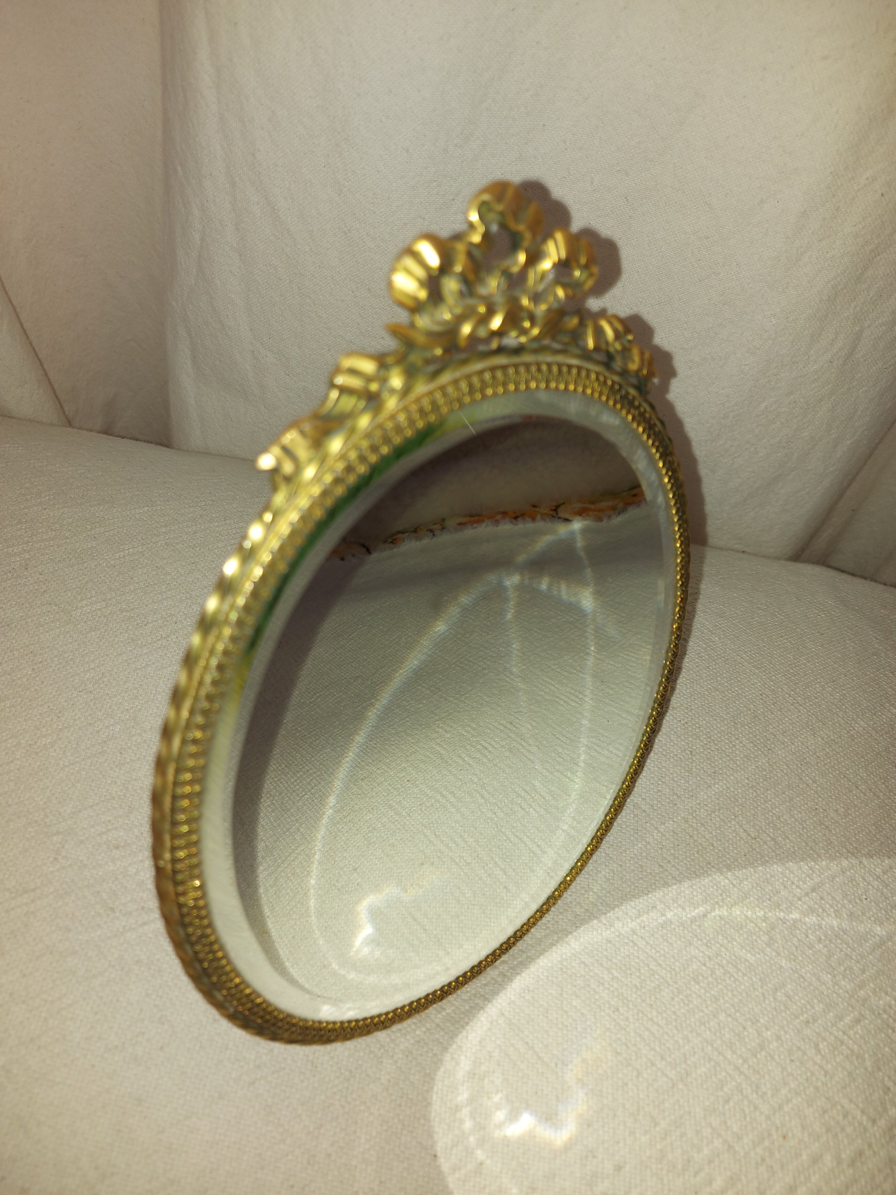 Miroir biseauté en laiton doré vintage -17x23cm