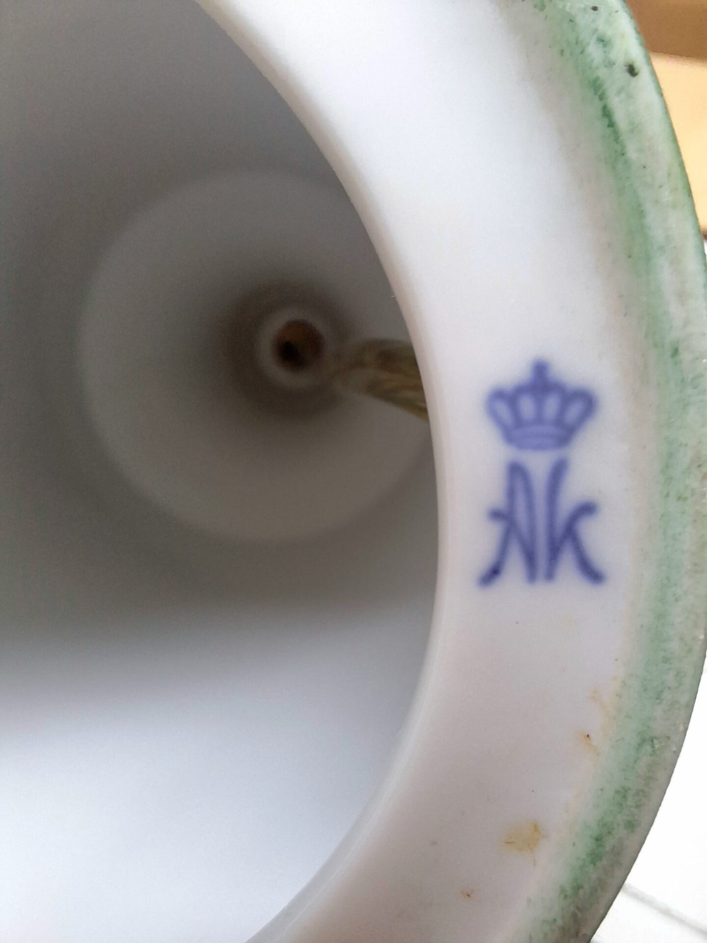 Vintage ceramic lamp, AK Kaiser, Germany, antique light fixture.