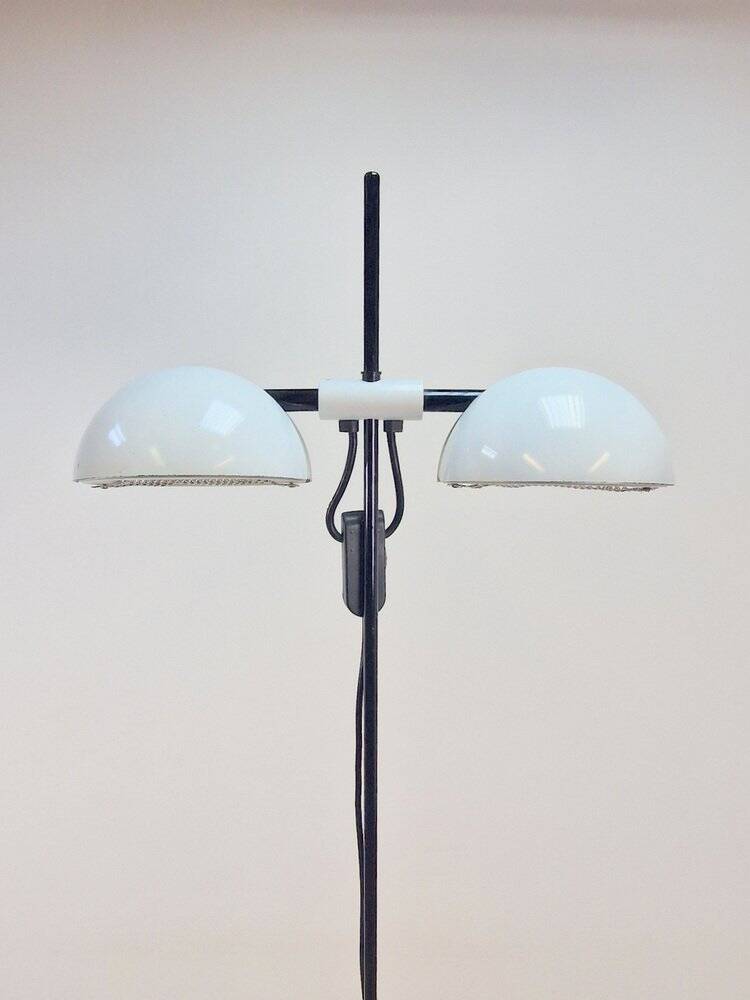 Vintage White Floor Lamp from Valenti Milano, Italy, 1970s