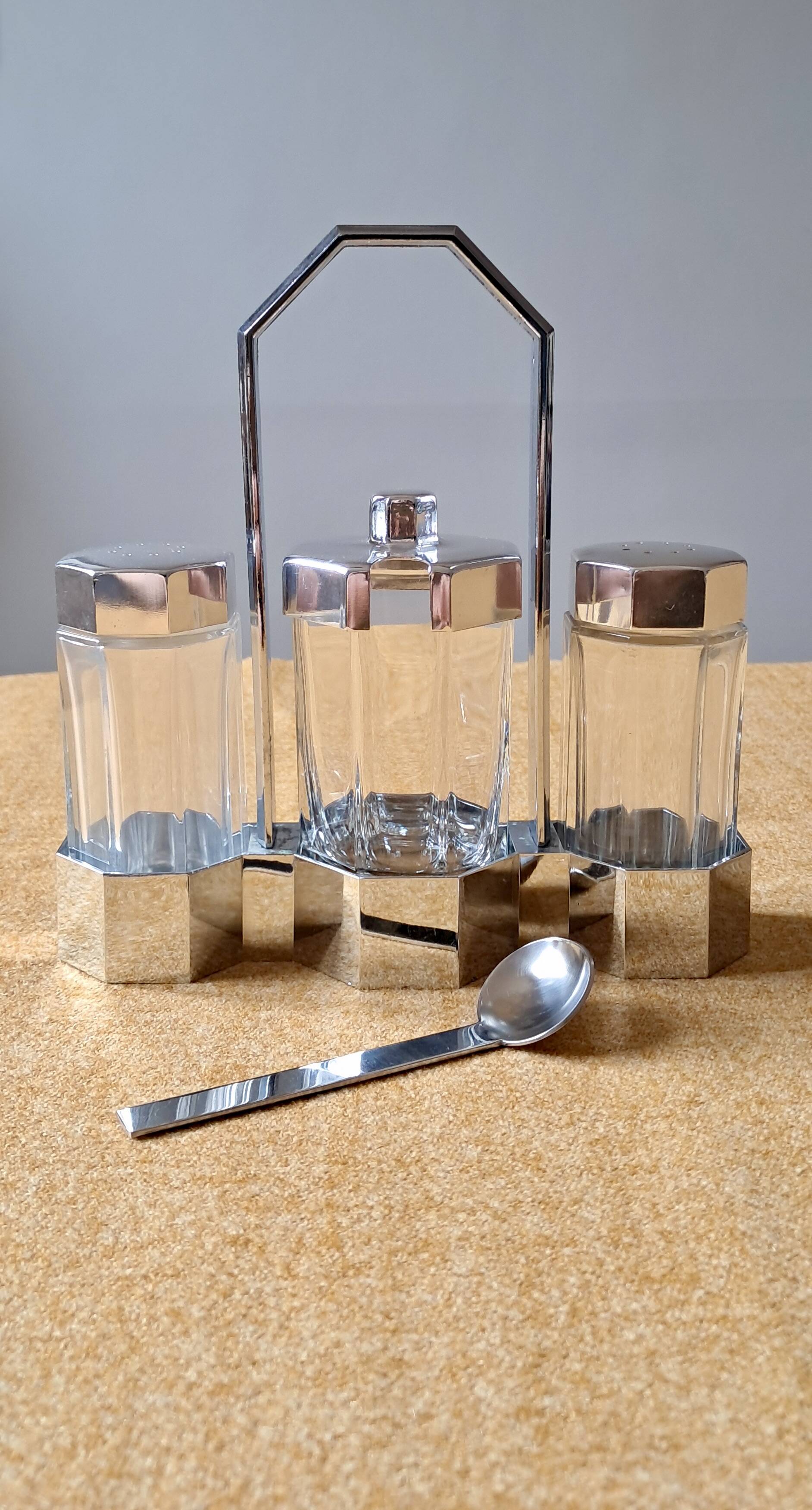 Arcoroc salt/pepper/mustard server from the 1980s