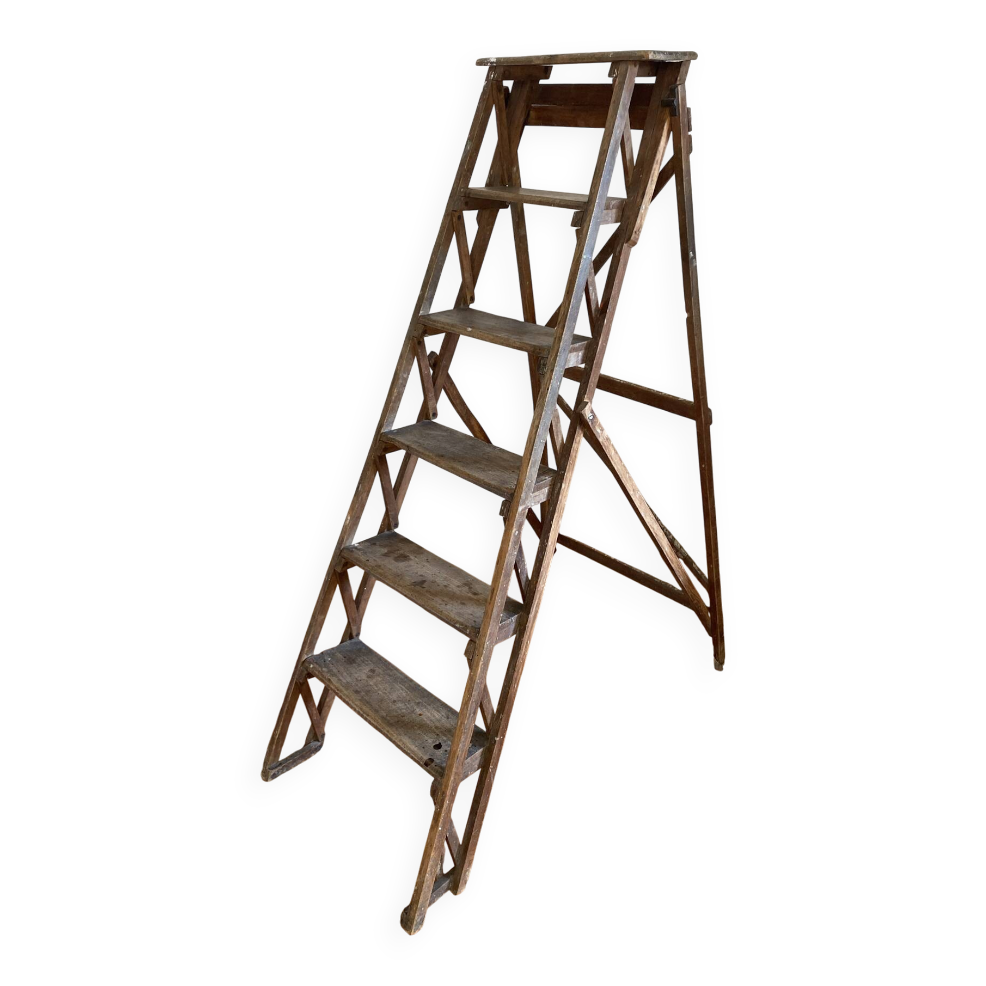 Wooden painter's step ladder