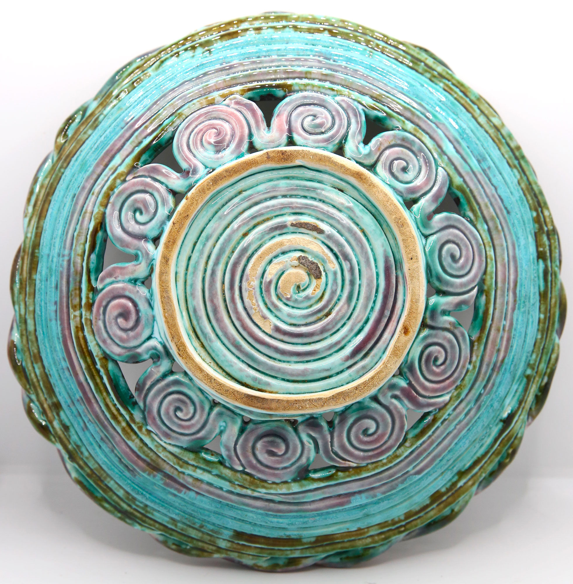 Vintage XL dish in openwork slurry with blue-green and old pink spirals
