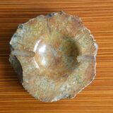 Beige and brown alabaster ashtray