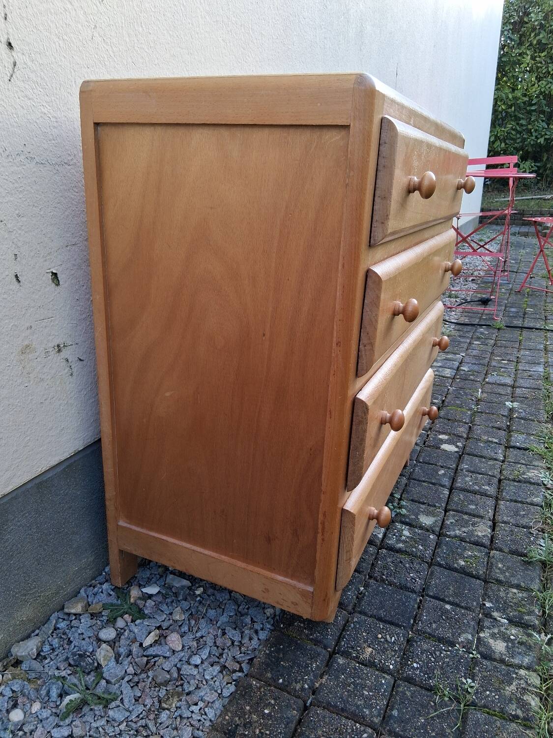 Vintage chest of drawers