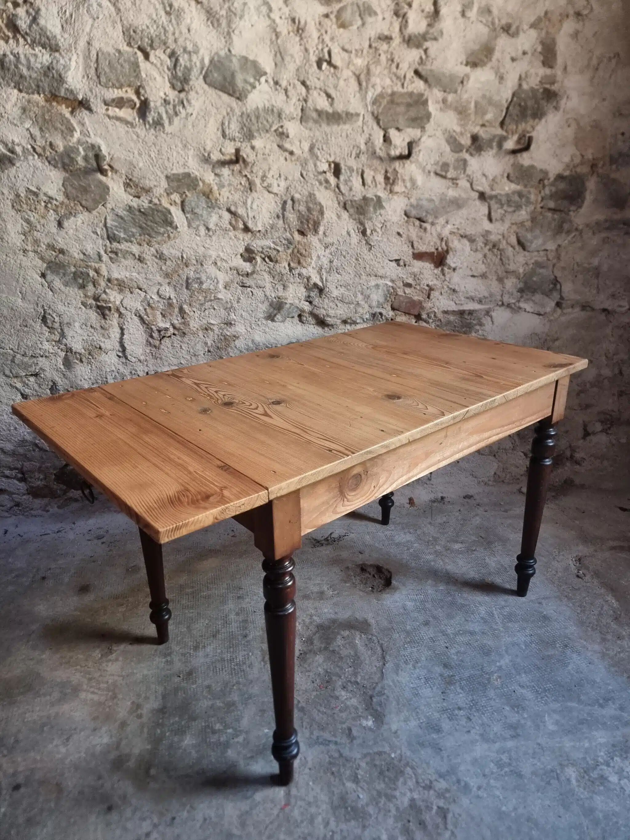 Table vintage française en pin avec rallonge latérale vers 1930, table de cuisine ou bureau