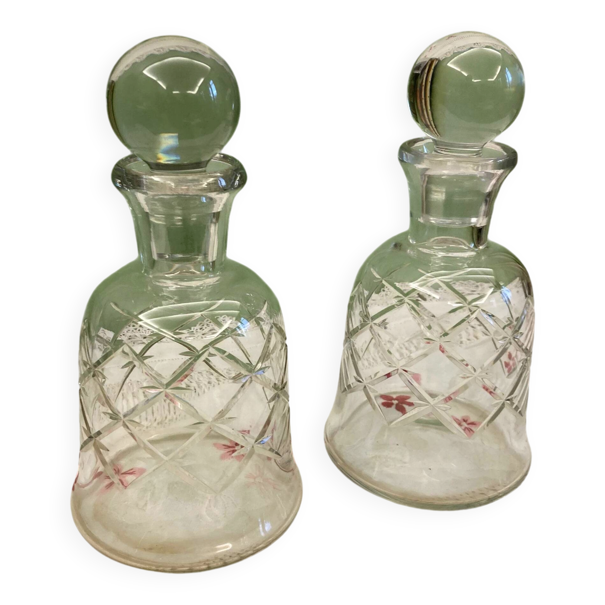 Baccarat beautiful pair of cut crystal carafes with crossed bevels | decanter