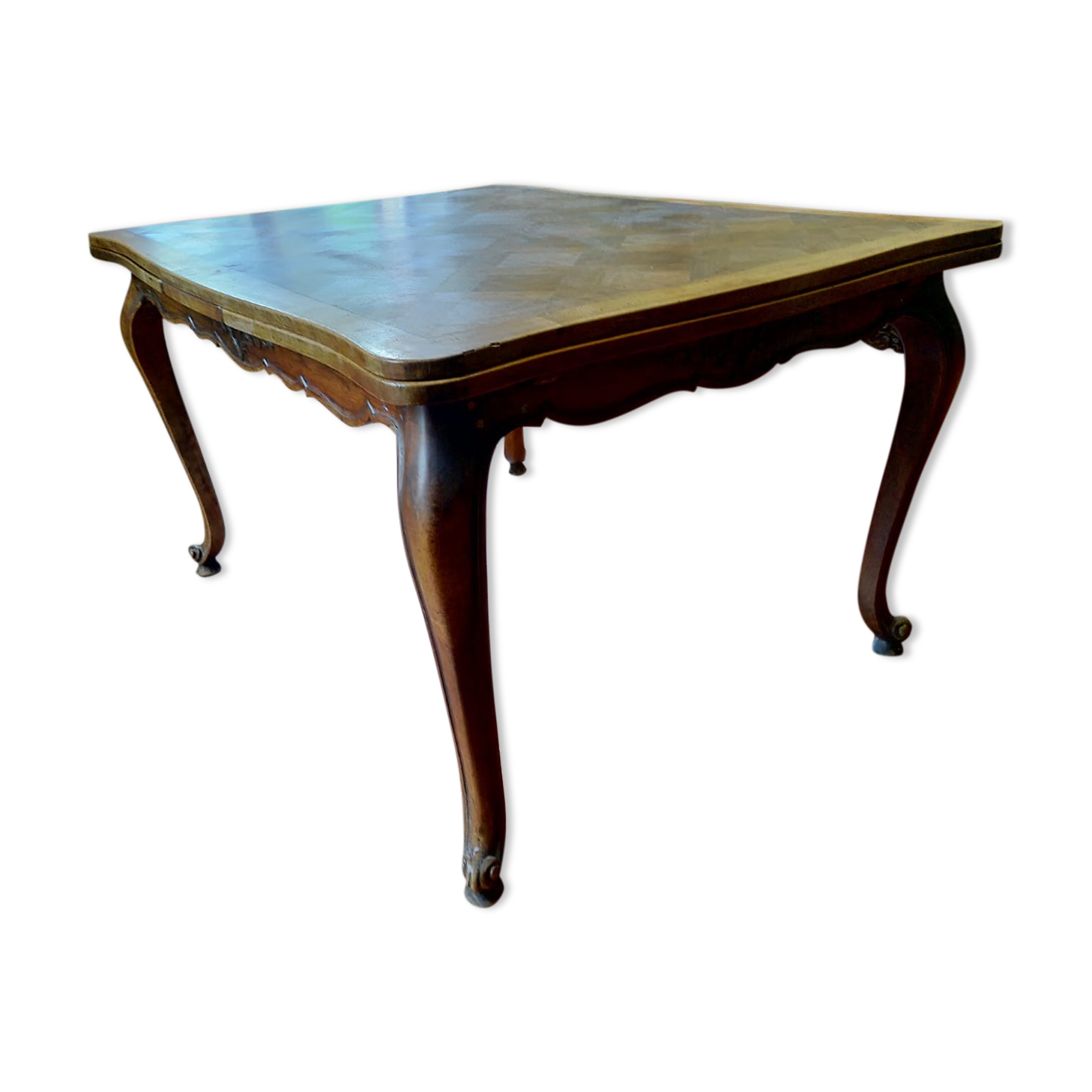 Dining table with extensions