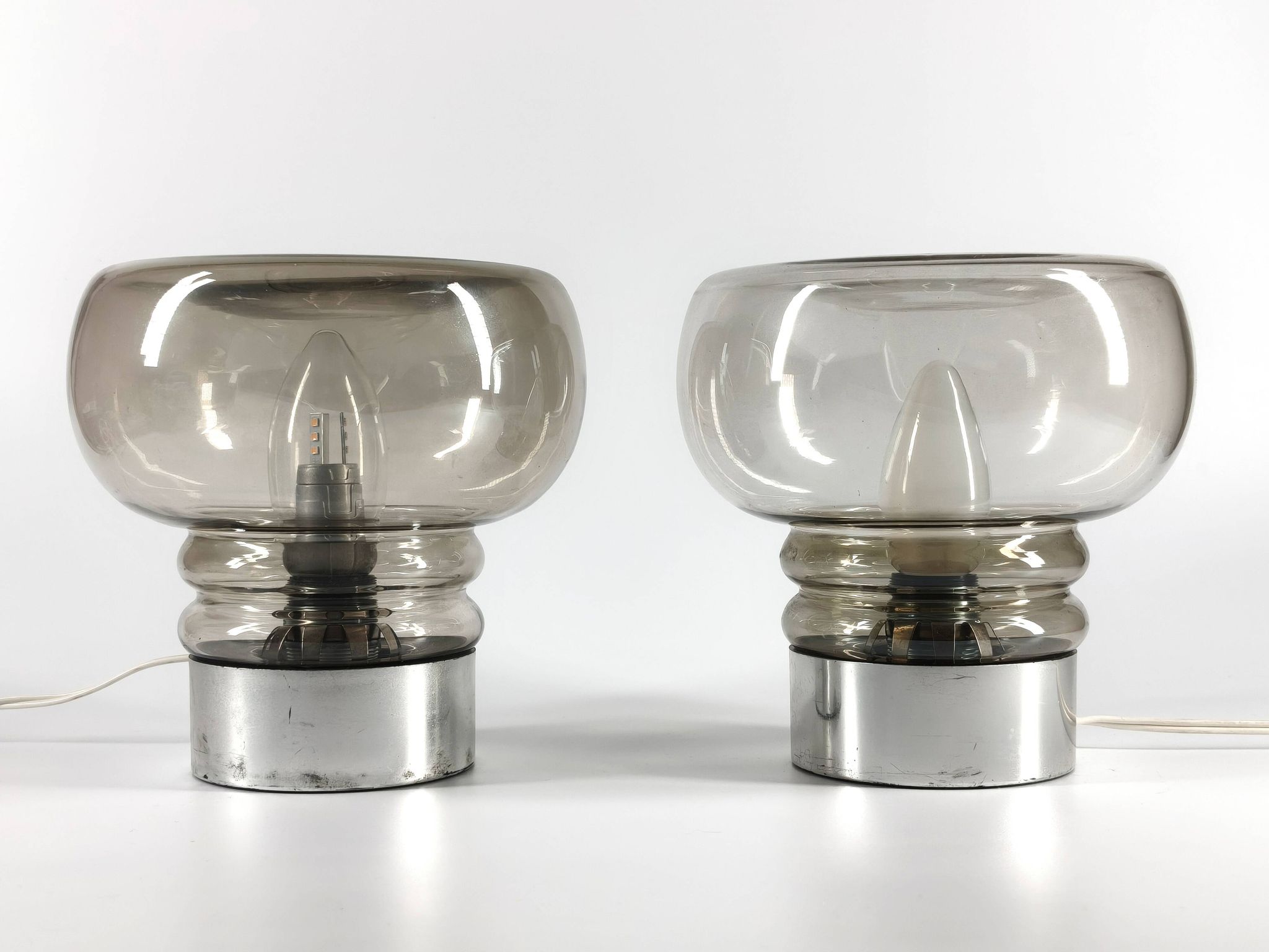 Pair of vintage 70s lamps in smoked glass – retro design lighting