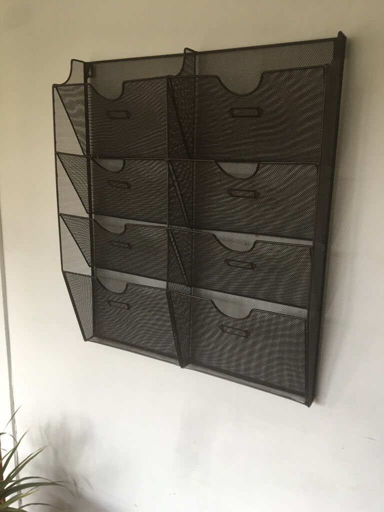 Metal wall surface