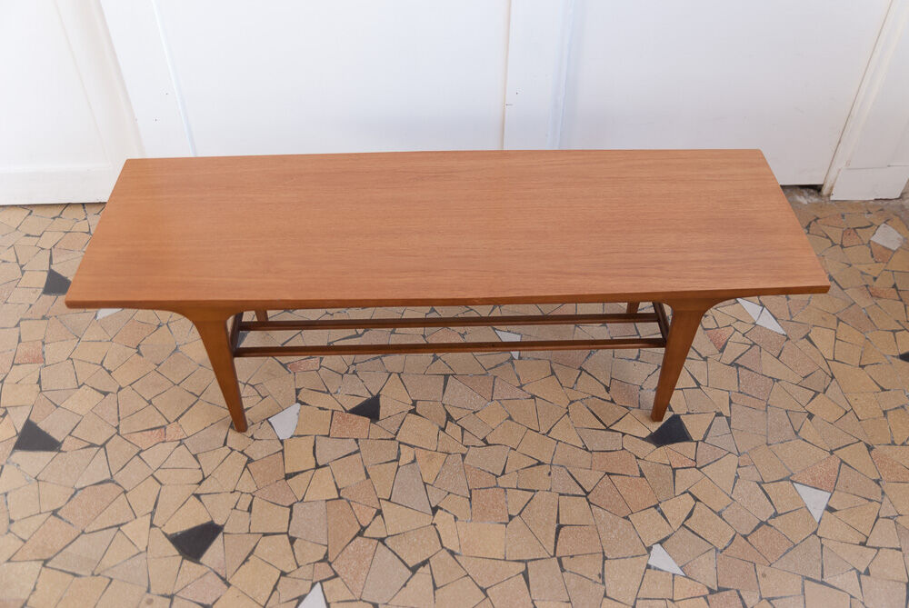Scandinavian coffee table 122cm