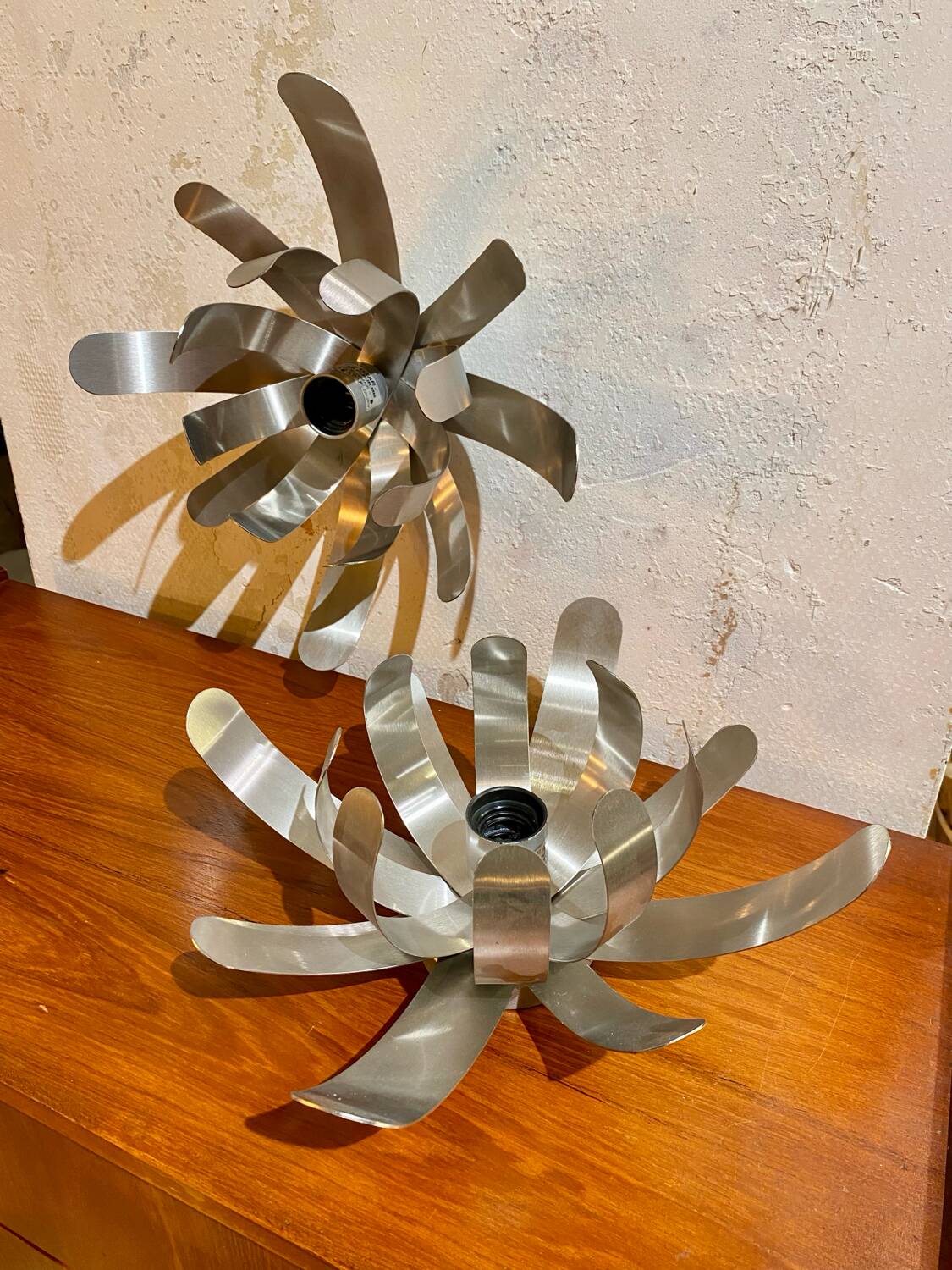Pair of “flower” wall lights for Oxam 1970 Michel Boyer