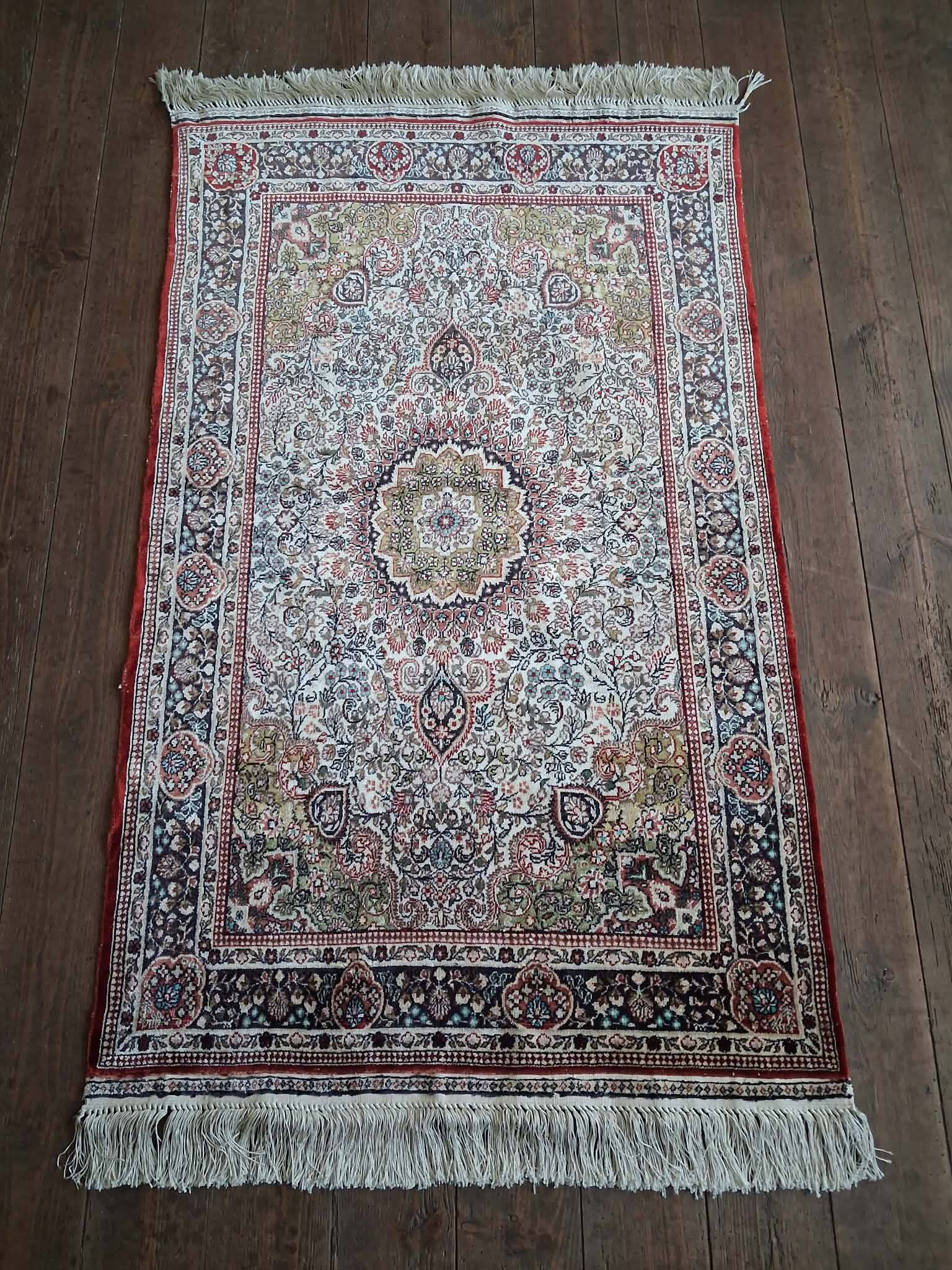 Chinese Hereke silk handmade carpet