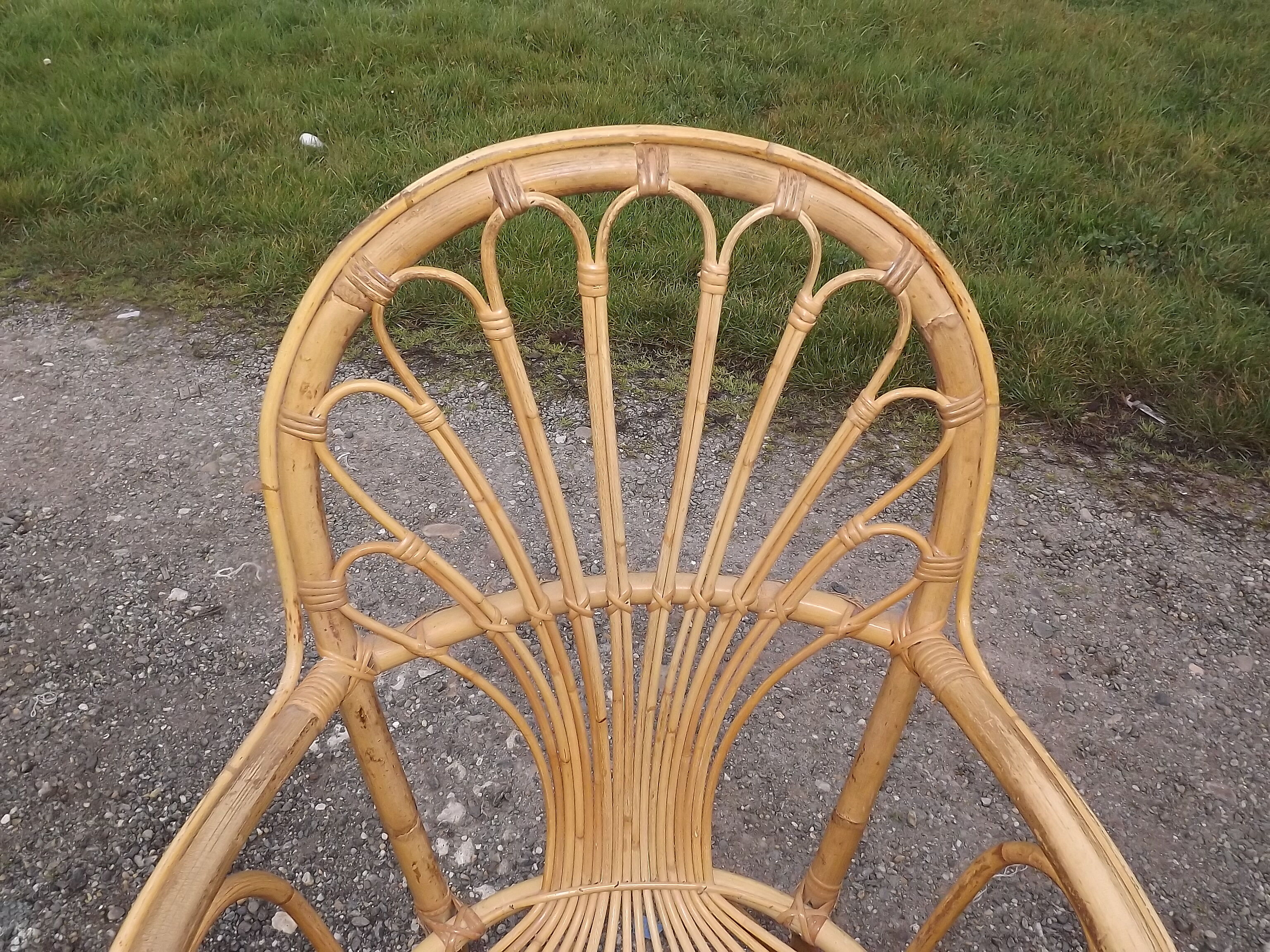 Paire de fauteuils en rotin vintage