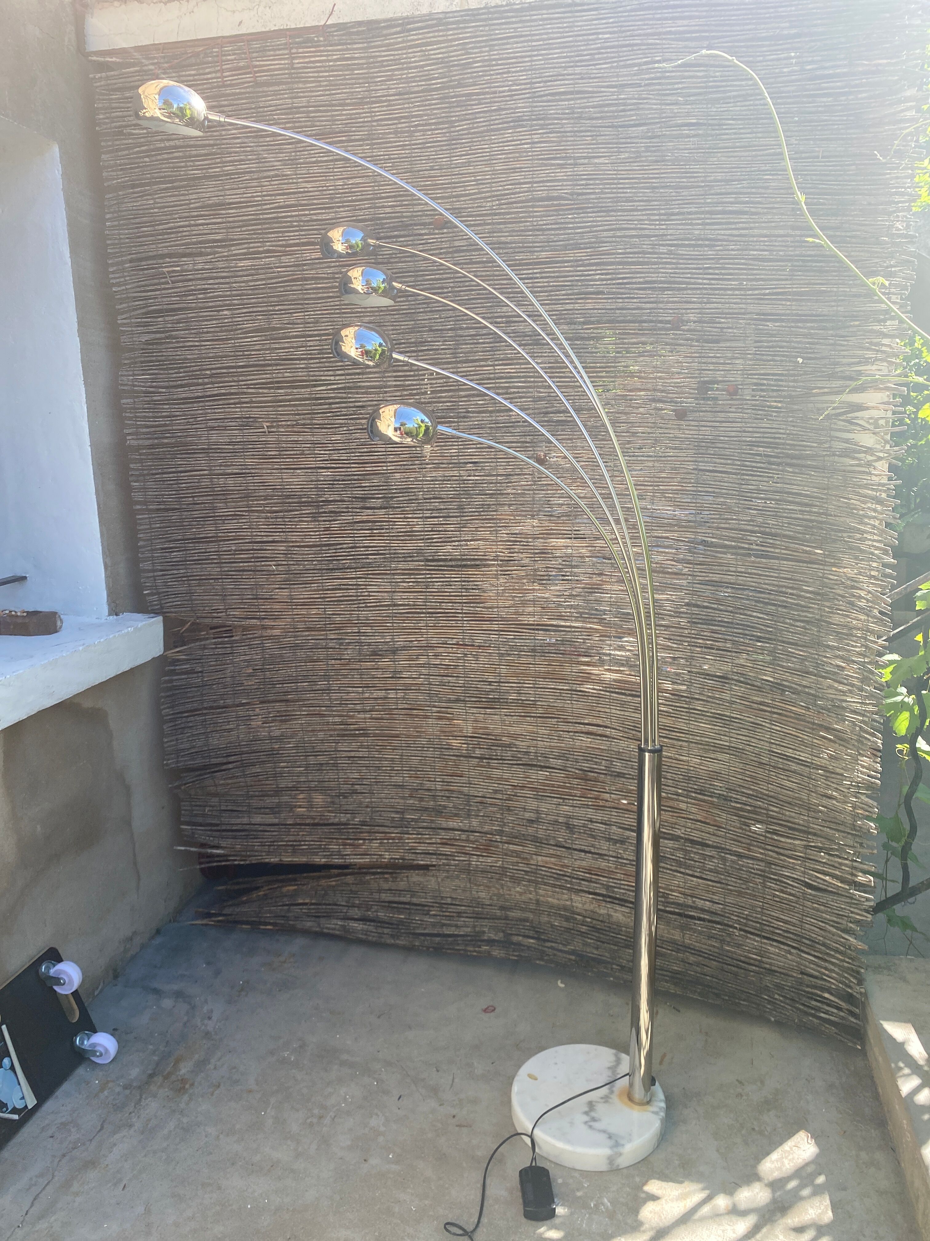 Thrush floor lamp 5 arms