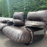 Pair of armchairs and ottoman leather Marsala by Michel Ducaroy for Ligne Roset 1970