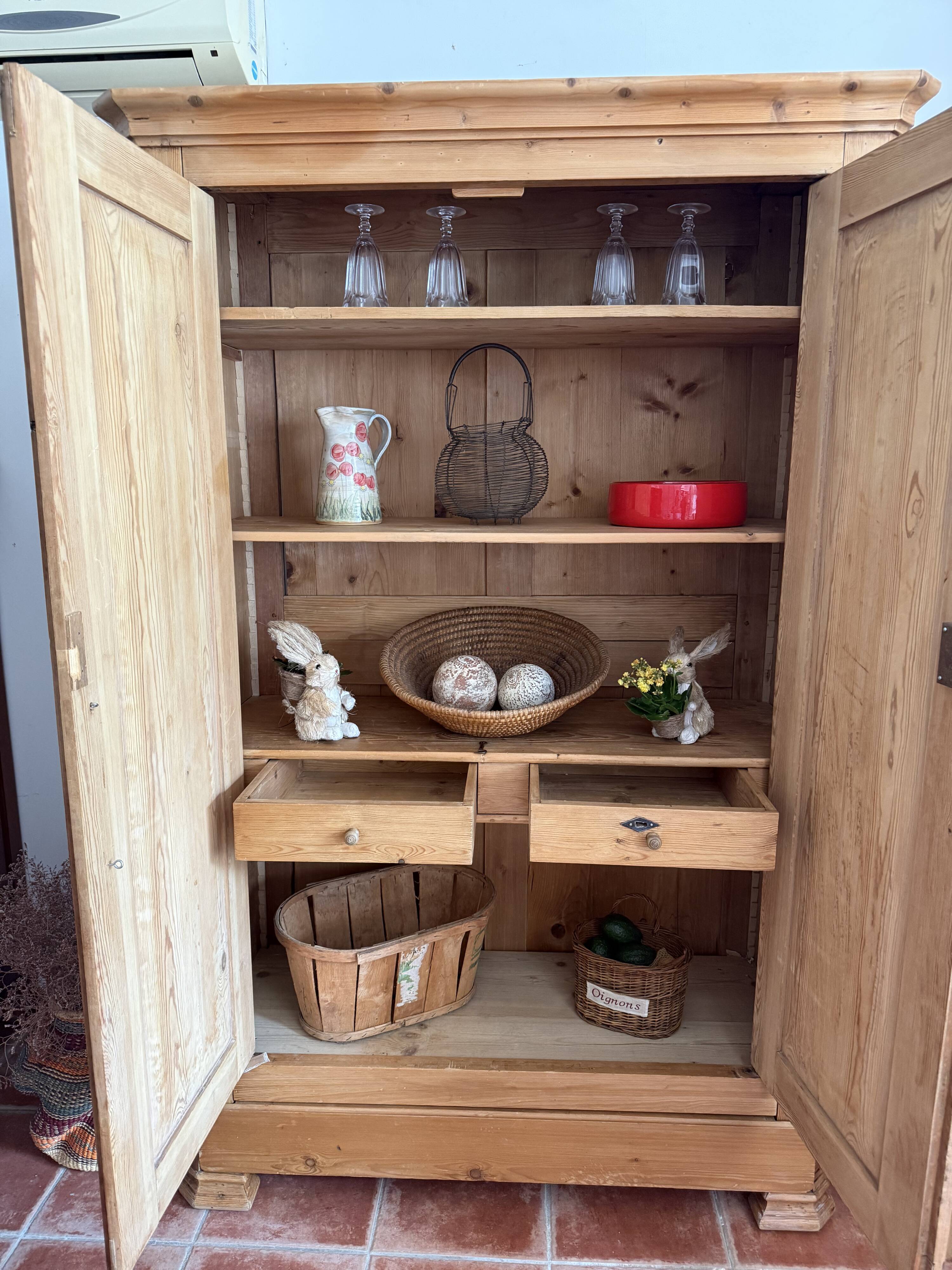 Beautiful antique pine wardrobe