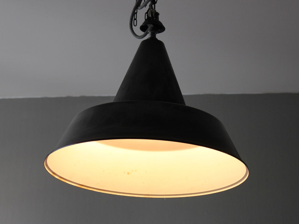 Suspension industrielle gamelle