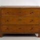 Commode ancienne à trois tiroirs (vers 1920)