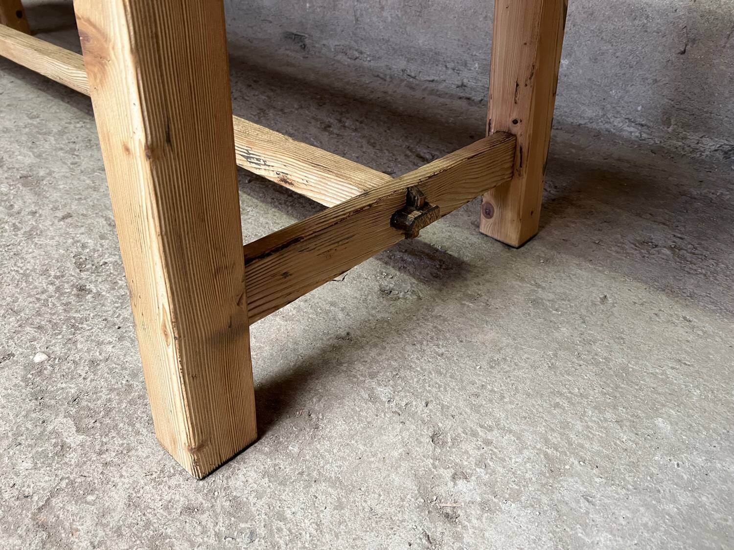 Old fir farm table 1930-1950 vintage country table