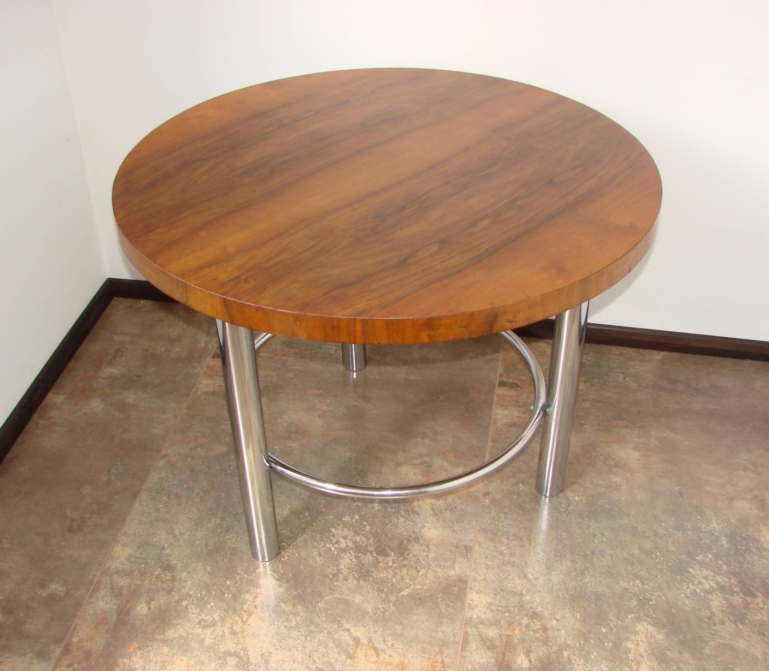 Table basse Bauhaus par Robert Slezák, années 1930