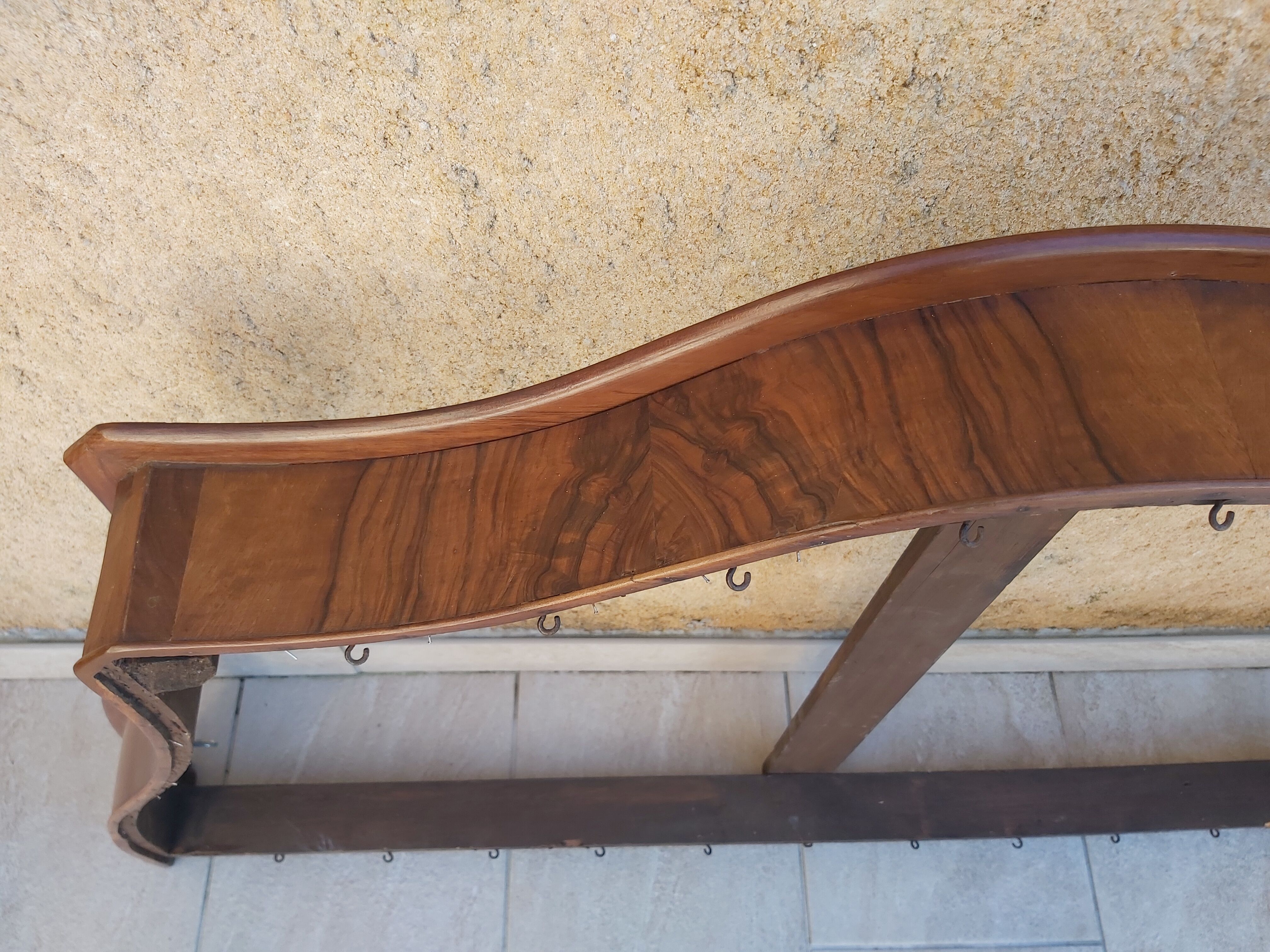 Louis Philippe bed sky in walnut