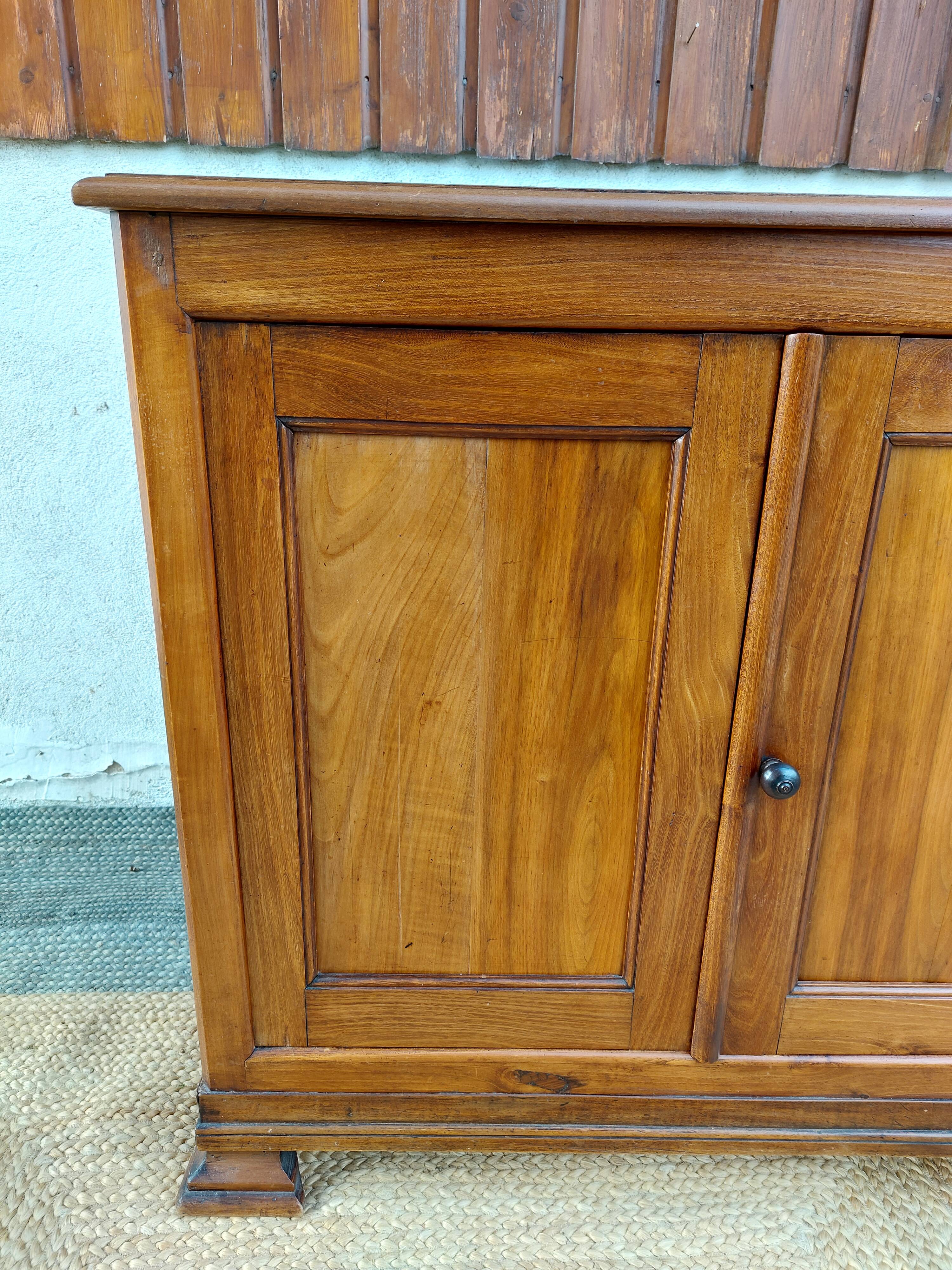 Parisian wooden buffet