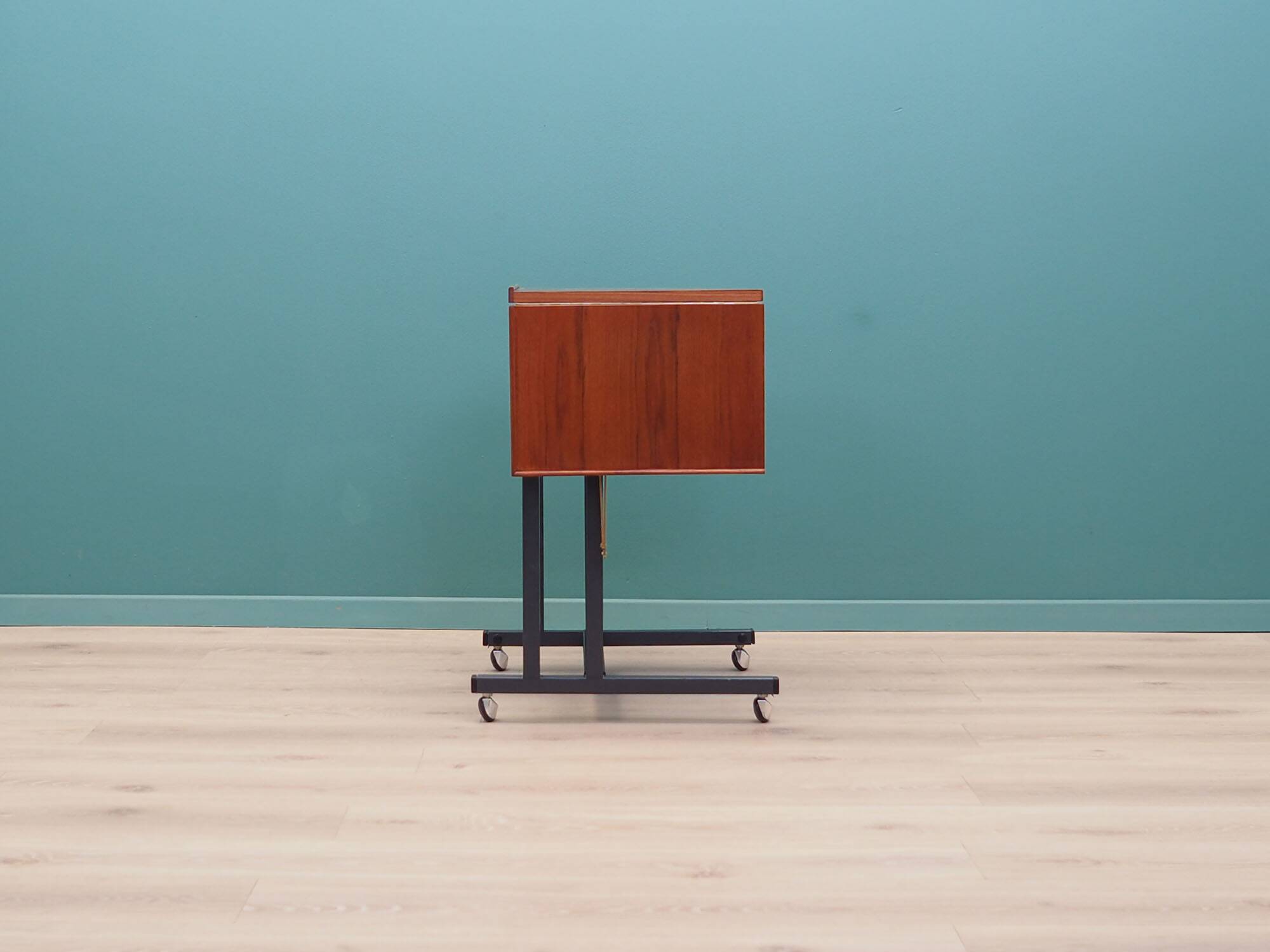 Trolley table, Danish design, 1970s, production: Labofa Møbler