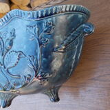 Gardener in blue earthenware