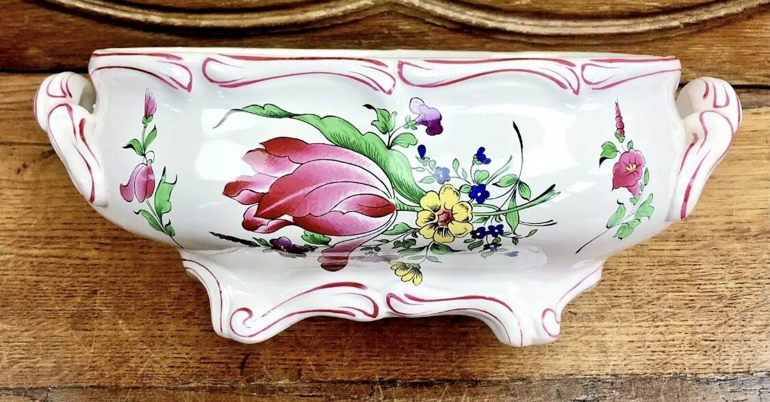 Luneville vegetable soup tureen, street lamp model