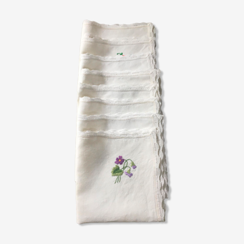8 hand-embroidered napkins