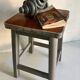 Tabouret cerclé assise formica des années 50