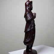 Asian statuette, popular art in carved monoxyle wood, vintage 1930-1960.