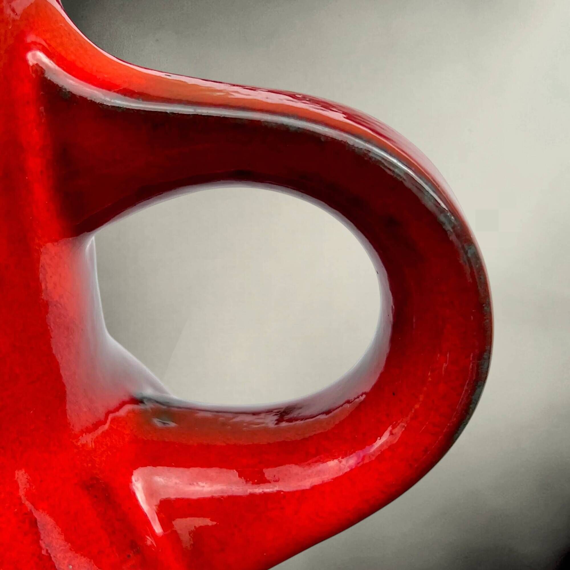 Vase Carstens Tönnieshof 1532-34 in red and grey fat lava ceramic – 1960s
