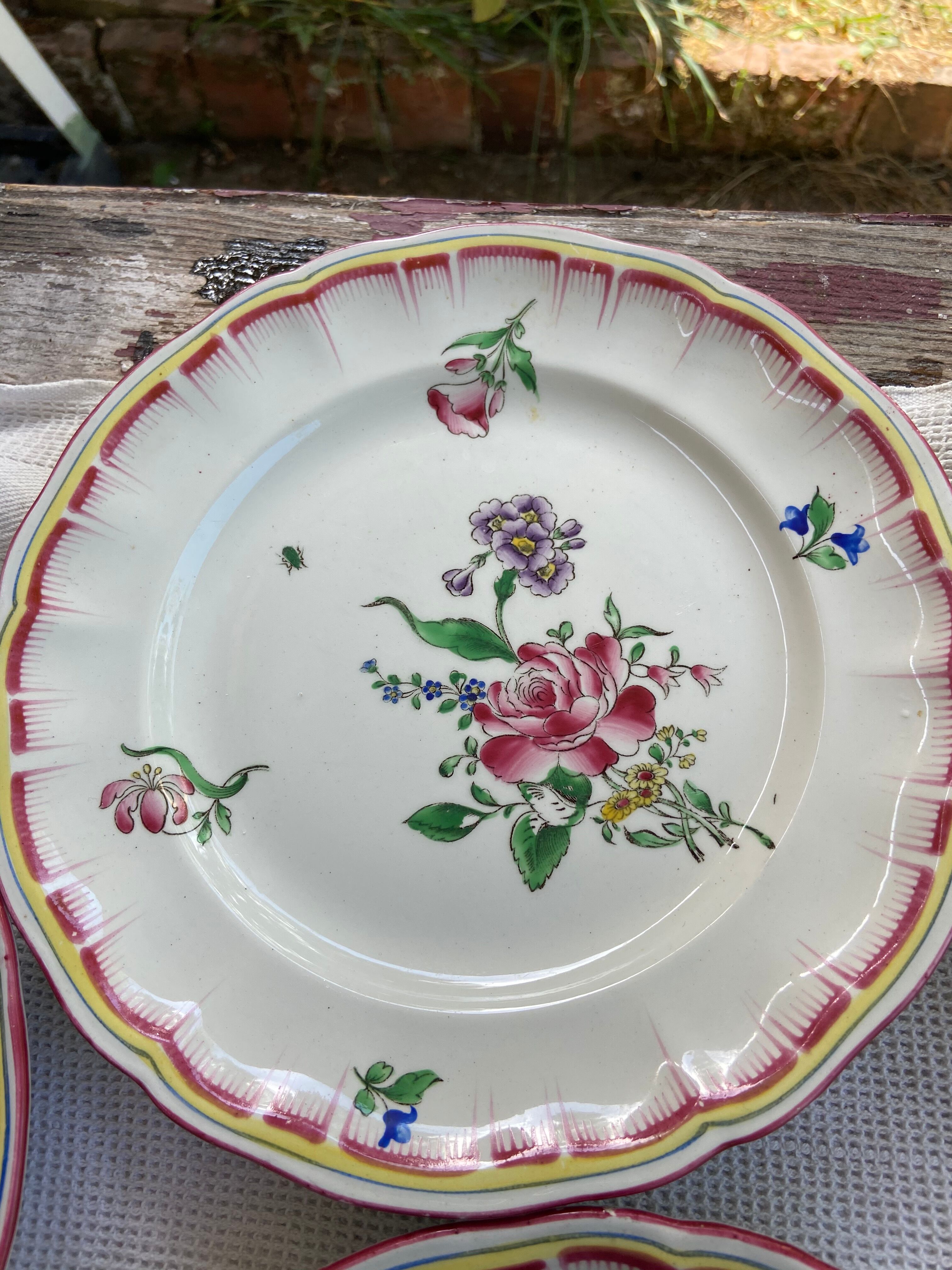 Lot de 6 assiettes à dessert Lunéville décor de fleurs