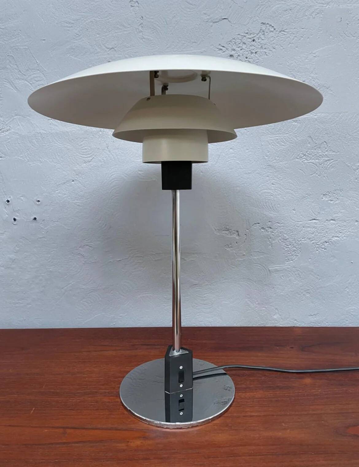 Lampe de table vintage Poul Henningsen PH 4/3 pour Louis Poulsen