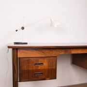 Lampe de bureau inclinable en métal blanc 1960.