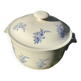 Blue patterned soup tureen