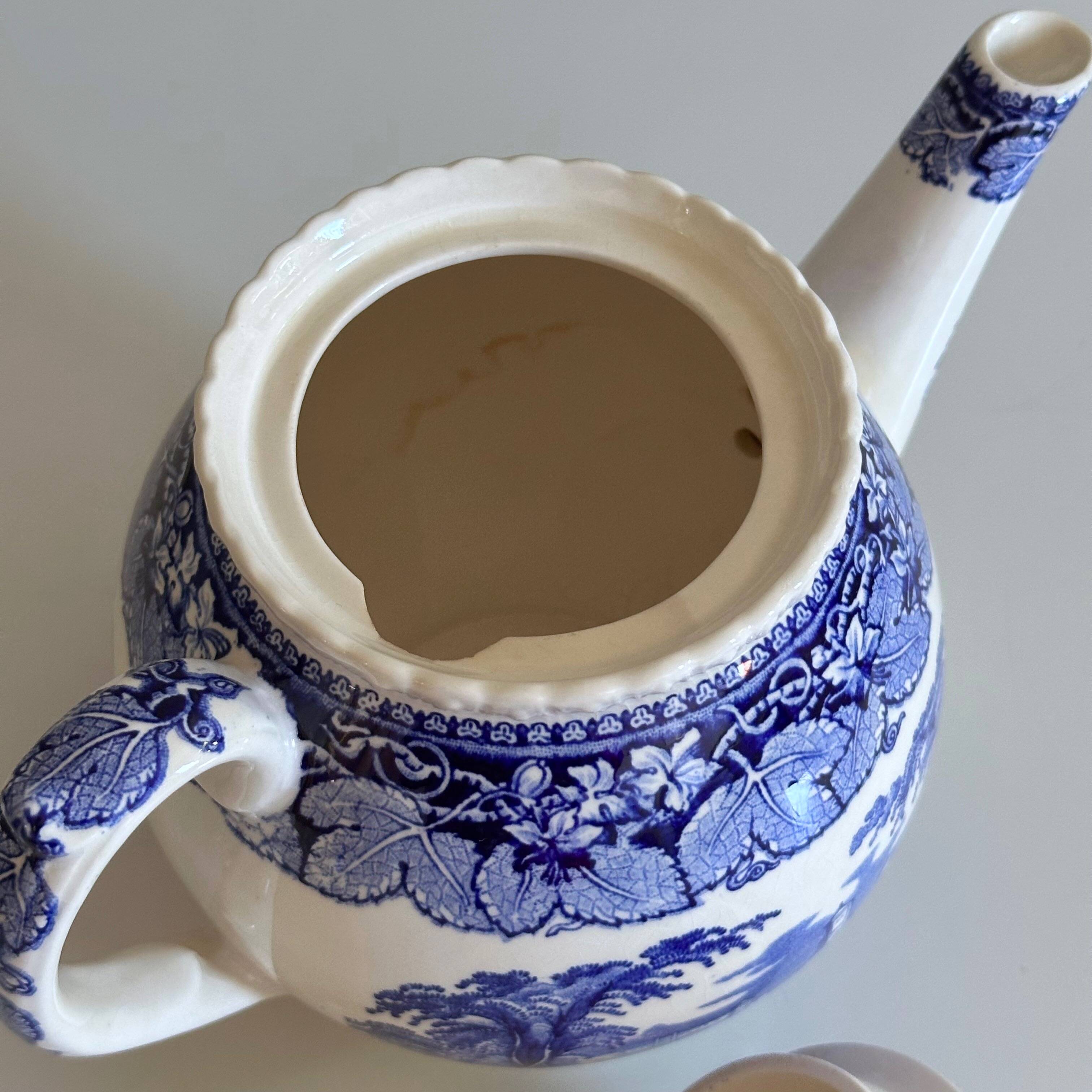 Théière « Vista Blue » de Mason – Faïence anglaise bleue et blanche