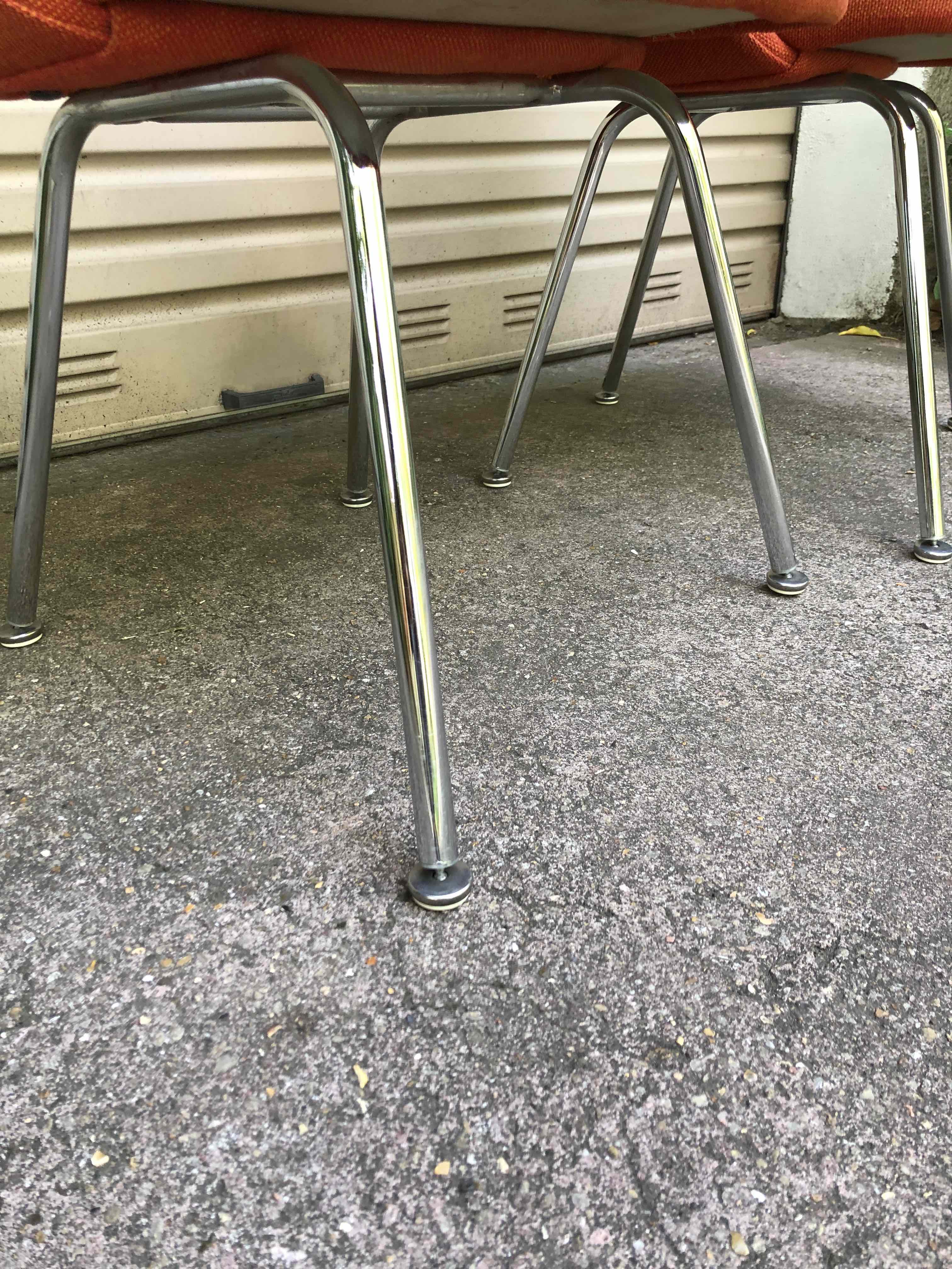 Pair of chairs "Conference" 50's by Eero Saarinen for Knoll