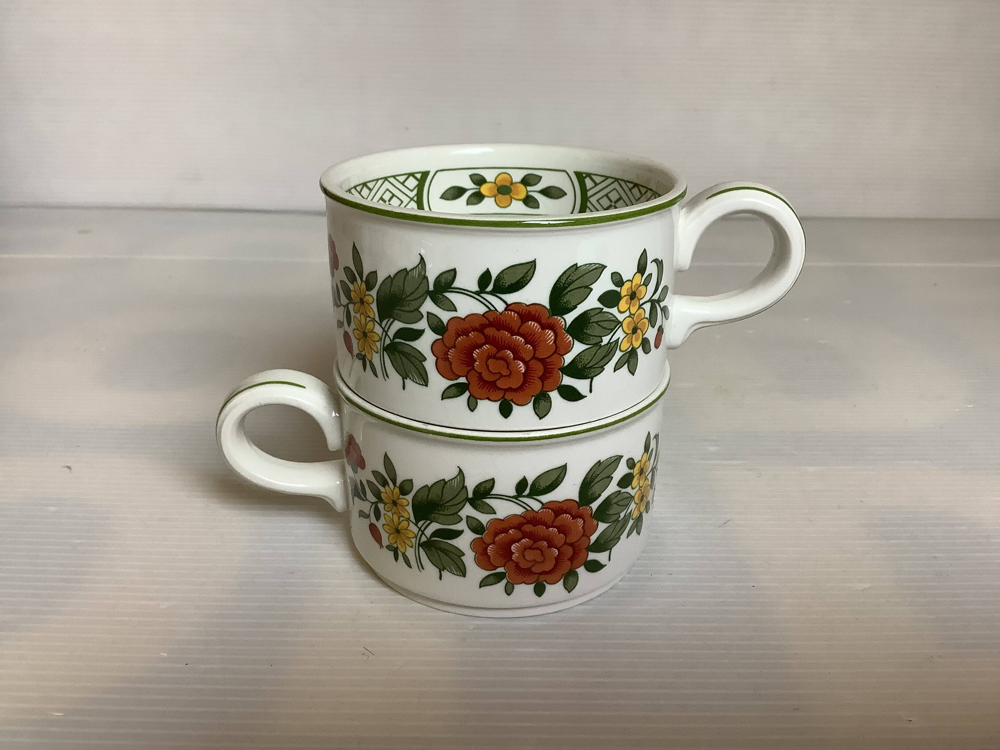 Pair of Villeroy & Boch Summer Day cups