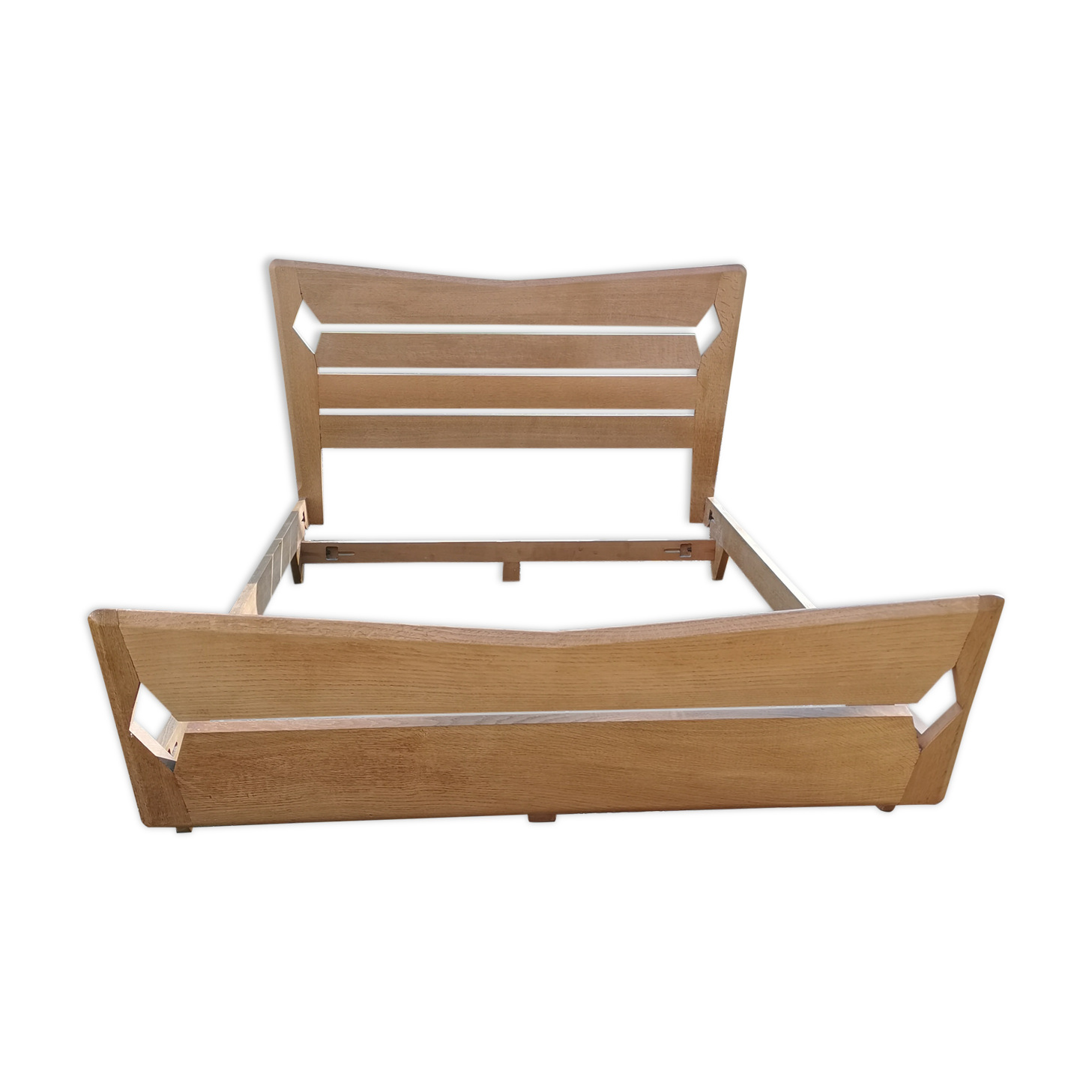 Bed 140 x 200 Guillerme et Chambron